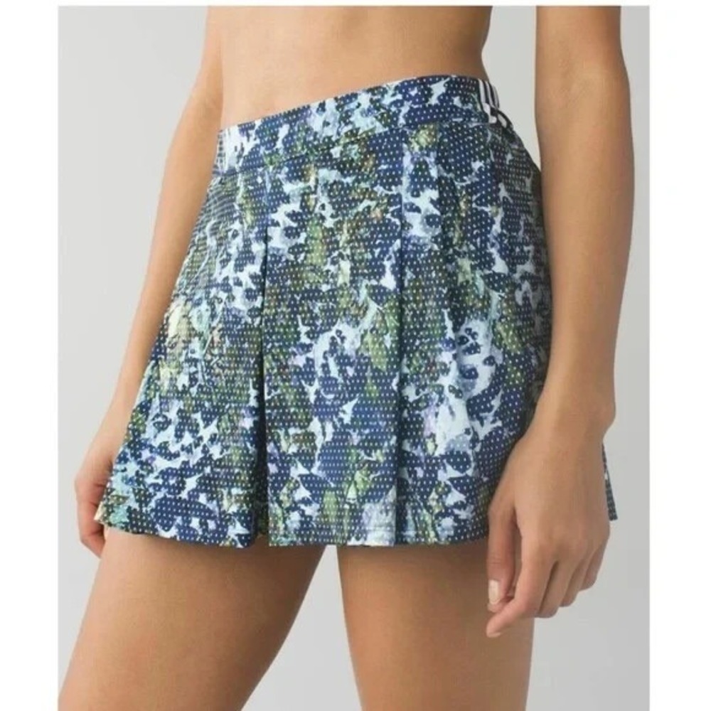 Lululemon City Summer Skort Blue Green Floral‎ Camo Polka Dot Stripe Size 4